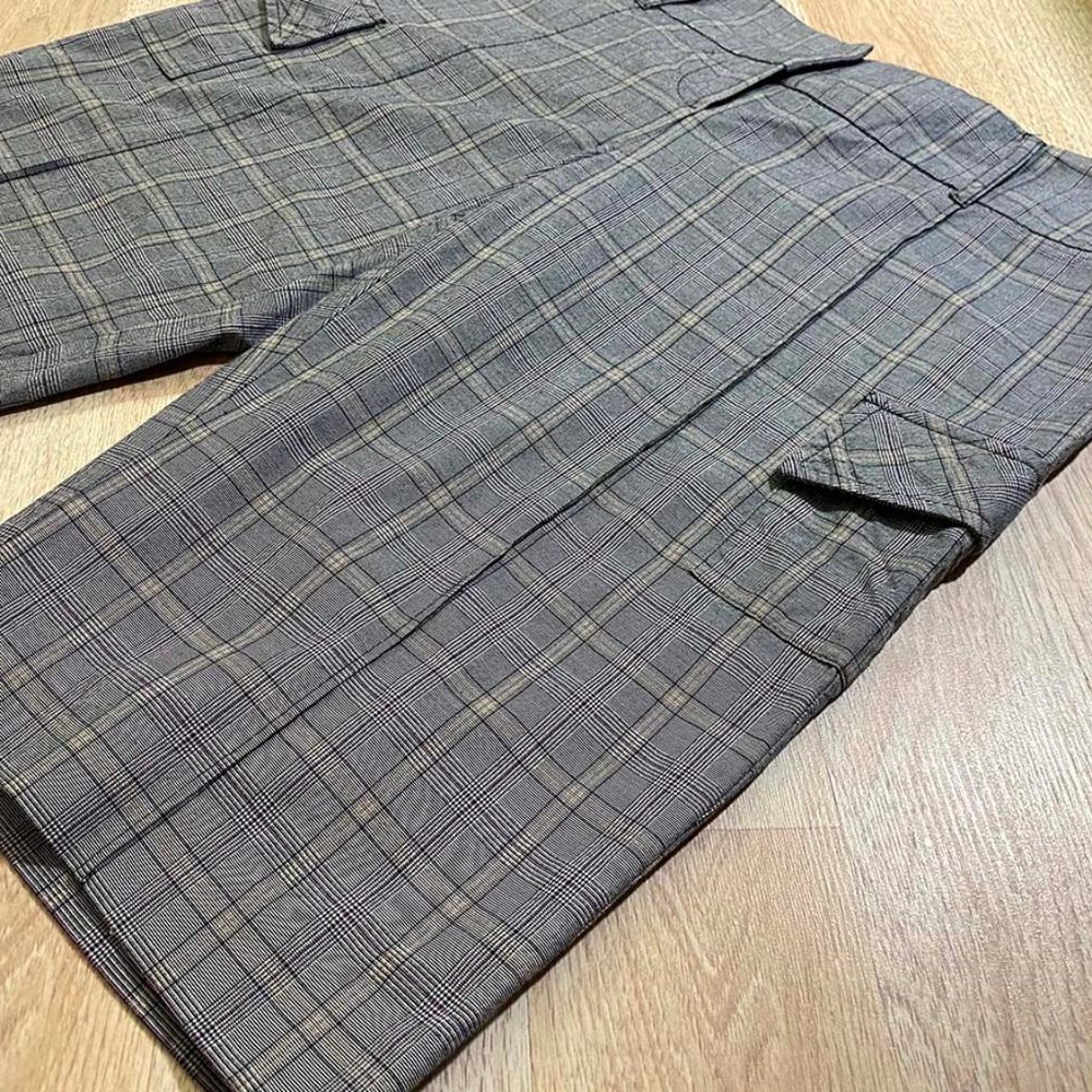 Classy Plaid Bermuda Walking Shorts Size 6